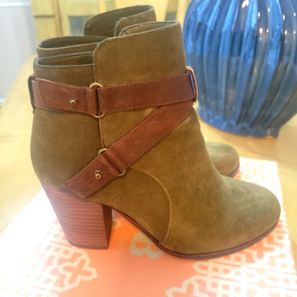 Gianni Bini Ankle Boots - Picture 3 of 4